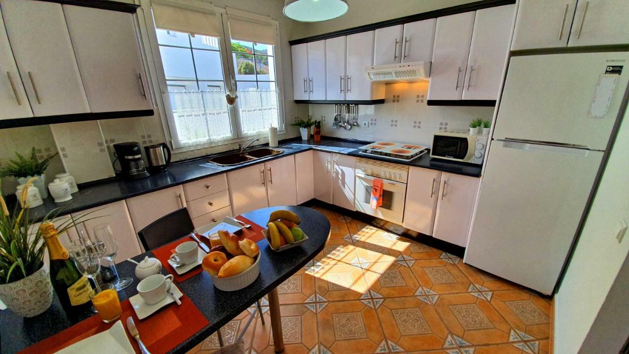 Ferienhaus Casa Blanca - Tarajalejo - Glasfaserinternet - Meerblick Εξωτερικό φωτογραφία
